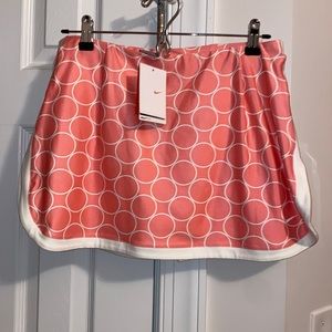 Nike Fit Dry Women Pink dots w/White Trim Tennis Skirt/Skort size Med. NEW w/Tag